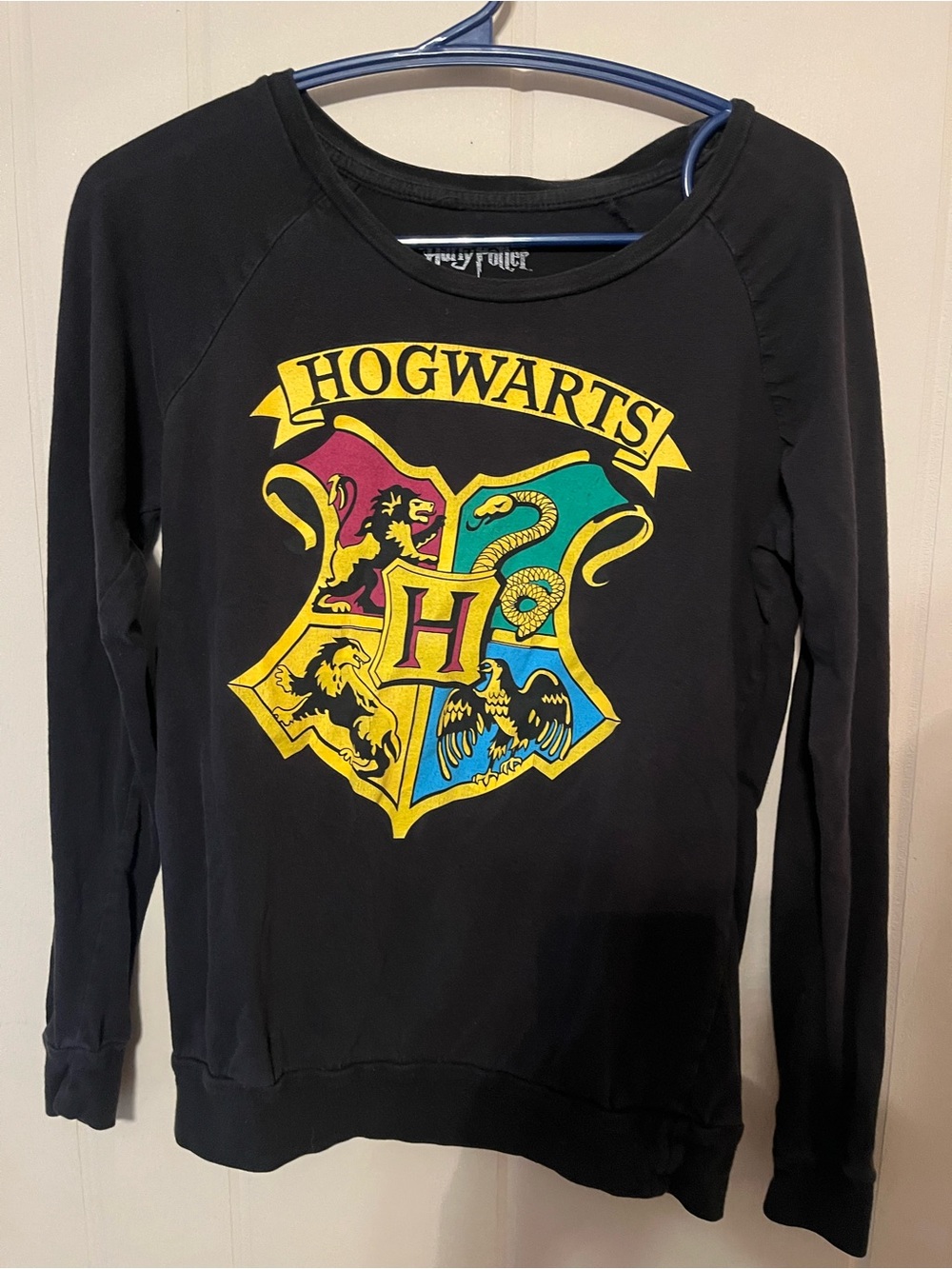 Warner Bros. Black Hogwarts Crest Long Sleeve Sweatshirt